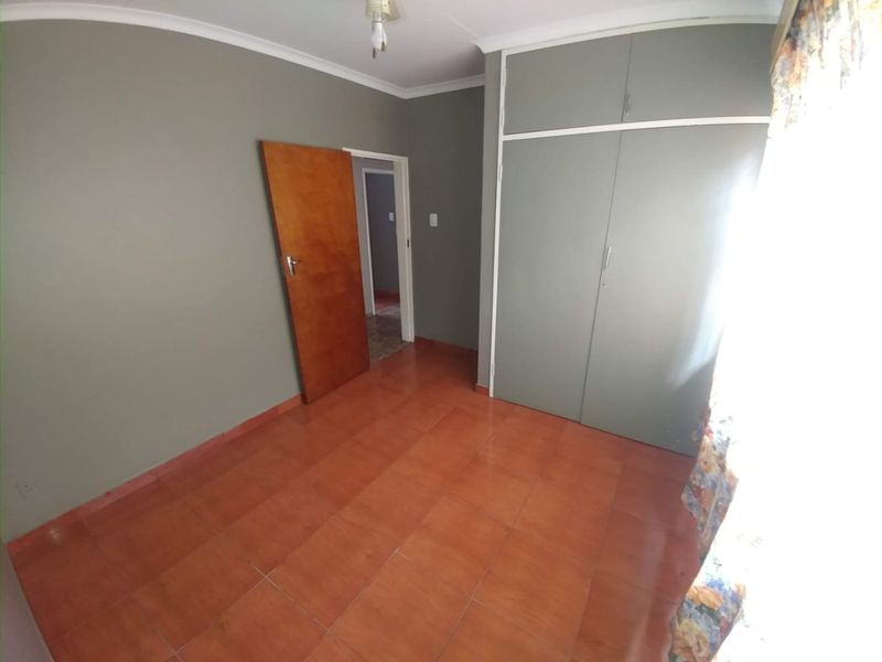 Pet Friendly home for rent in Klipfontein ext.41 - Photo 6