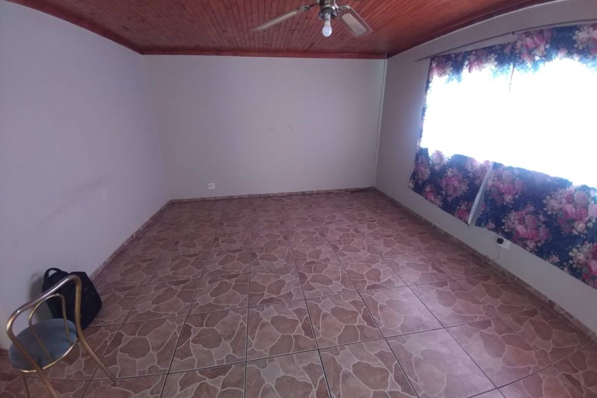 Pet Friendly home for rent in Klipfontein ext.41 - Photo 4