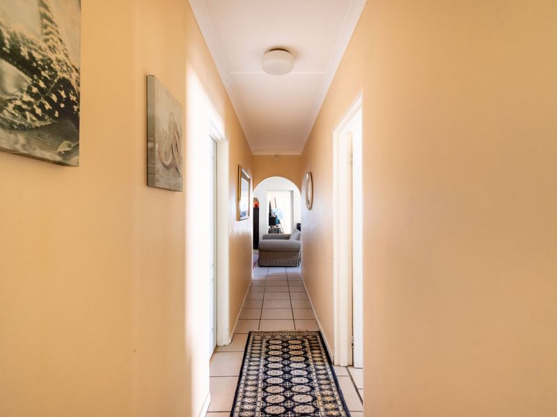 Contemporary Coastal Living in Plettenberg Bay – Beautiful 3-Bed Home for Sale - Photo 10