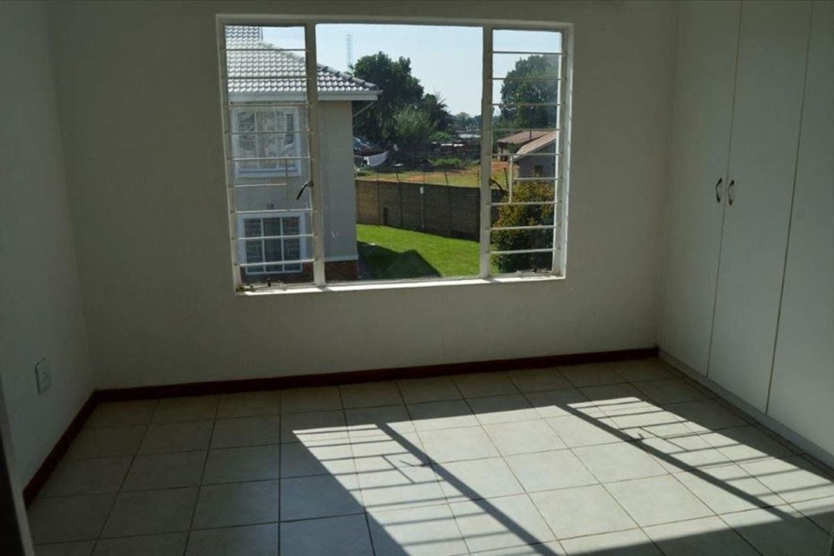 Property Feature Summary - Photo 3