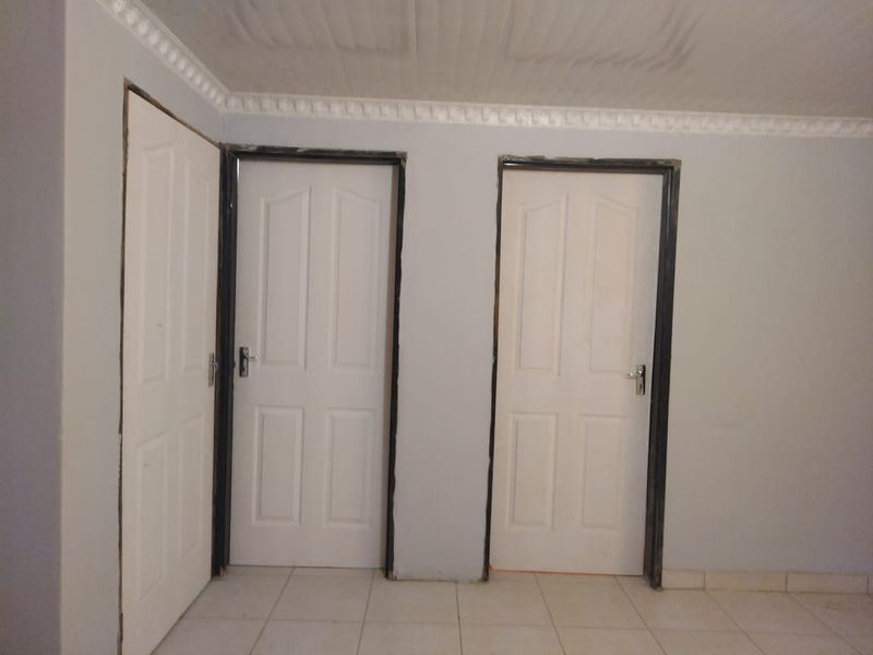 Stunning Renovated 2-Bedroom RDP Home for Sale Phelindaba, Bloemfontein - Photo 3