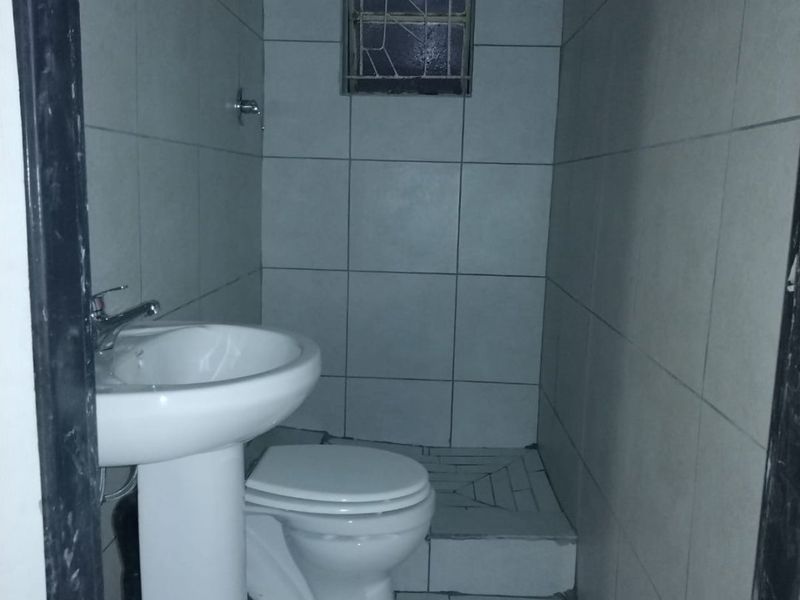 Stunning Renovated 2-Bedroom RDP Home for Sale Phelindaba, Bloemfontein - Photo 5