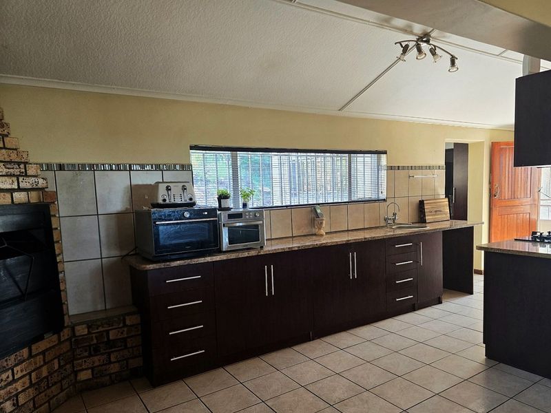 Exclusive Lifestyle Property for Sale in Keimoes, Northern Cape - Photo 5