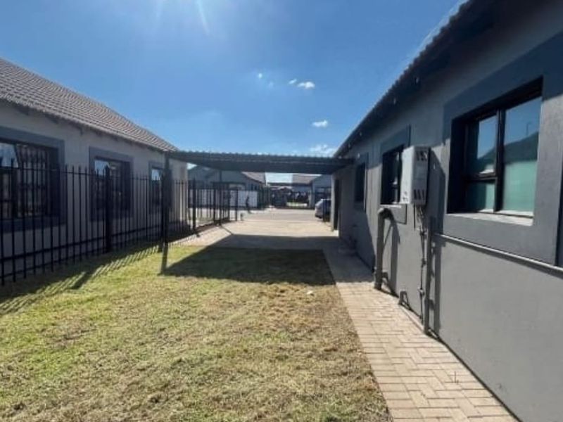 Charming 3-Bedroom Home for Sale in Arcata, Heidedal - Photo 4