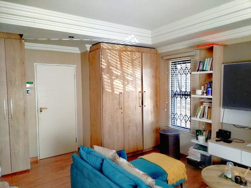 The Oval Charm - Photo 9