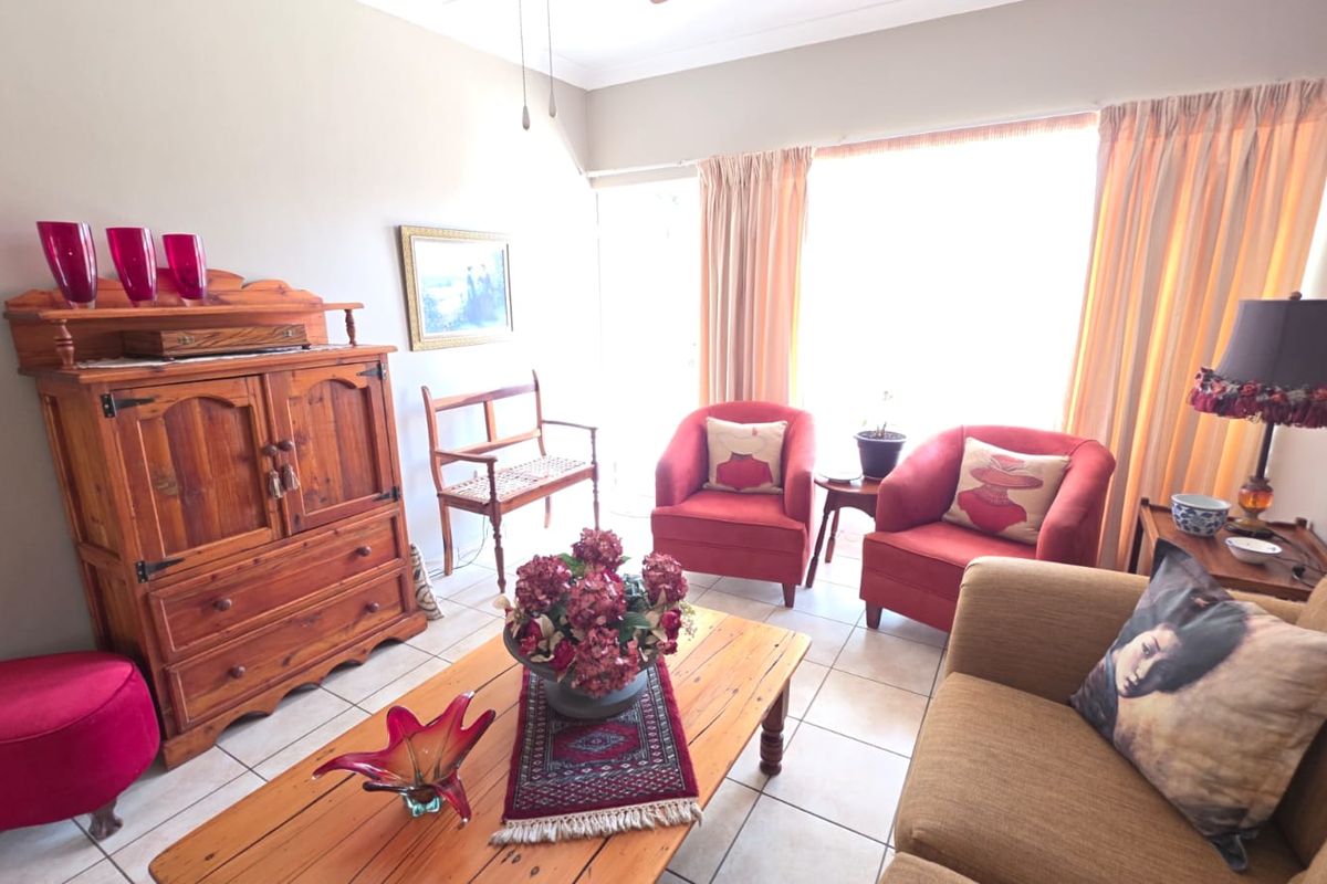 1 Bedroom Apartment / Flat For Sale in Flamwood - Photo 4