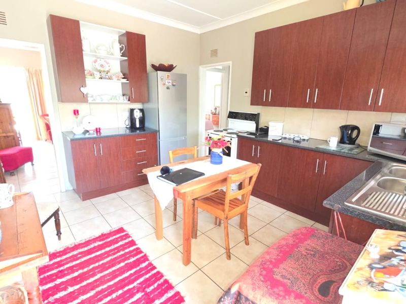 1 Bedroom Apartment / Flat For Sale in Flamwood - Photo 6