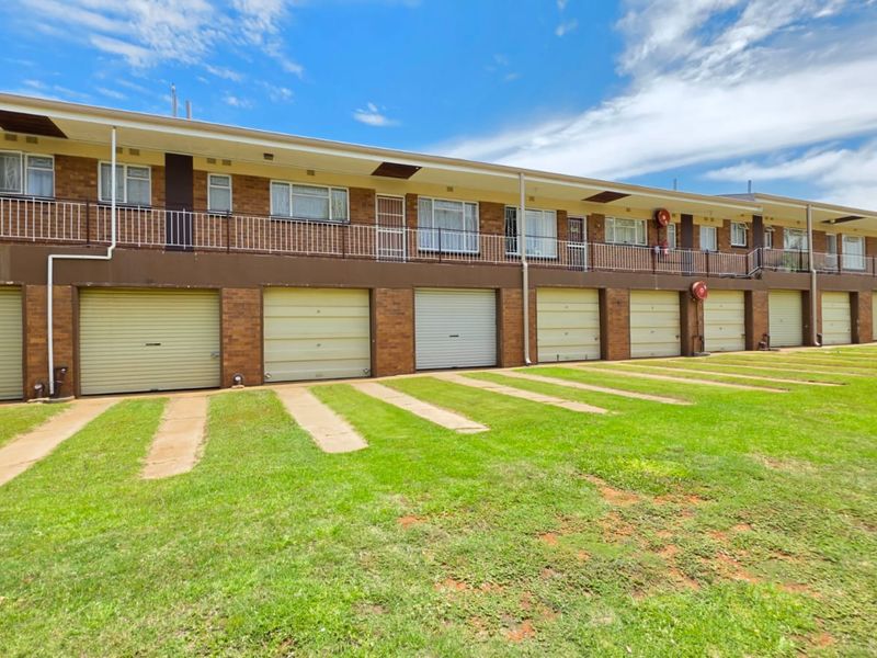 1 Bedroom Apartment / Flat For Sale in Flamwood - Photo 1