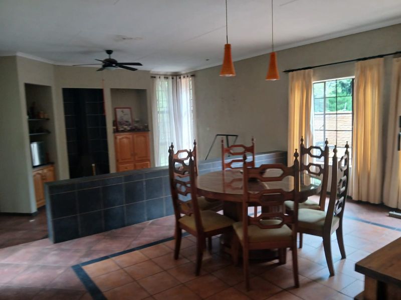 5 Bedroom House for Rent in Gerhardsville - Photo 4