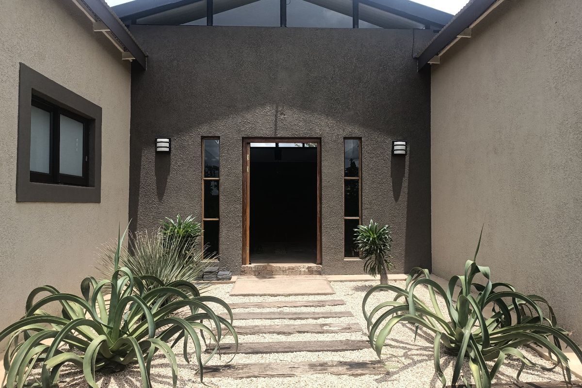 Well-developed infrastructure, strong water supply and a beautiful farmhouse – Farm, livestock, game, implements and equipment included. - Photo 3