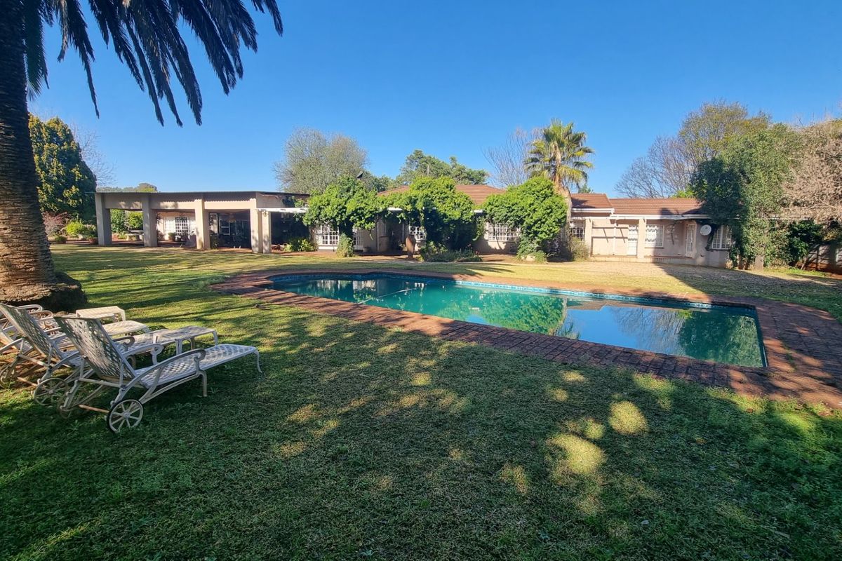 Exclusive 5 Bedroom House for Sale in WILKOPPIES! - Photo 4