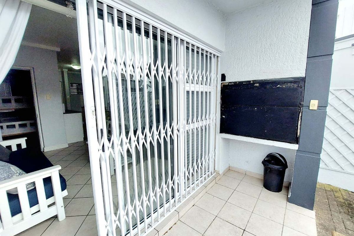 Exclusive Ground-Floor Coastal Apartment | Secure Lifestyle | A real Investment - Photo 5