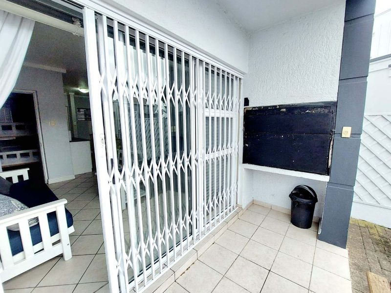 Exclusive Ground-Floor Coastal Apartment | Secure Lifestyle | A real Investment - Photo 5