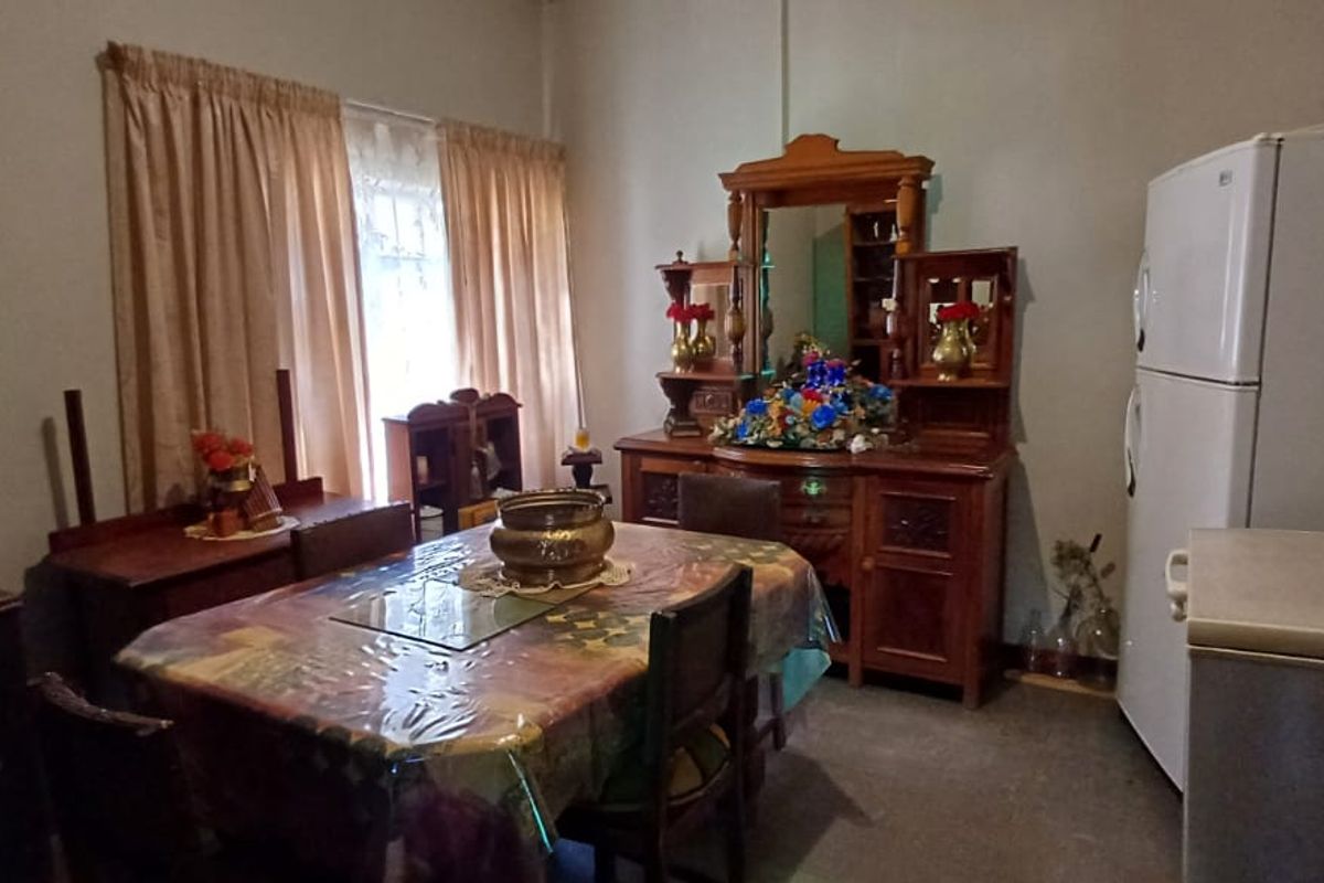 Charming Smallholding with Vintage Farmhouse – Ideal for Country Living & Farming - Photo 2