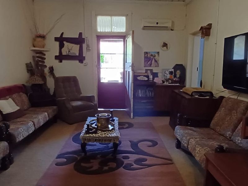 Charming Smallholding with Vintage Farmhouse – Ideal for Country Living & Farming - Photo 3