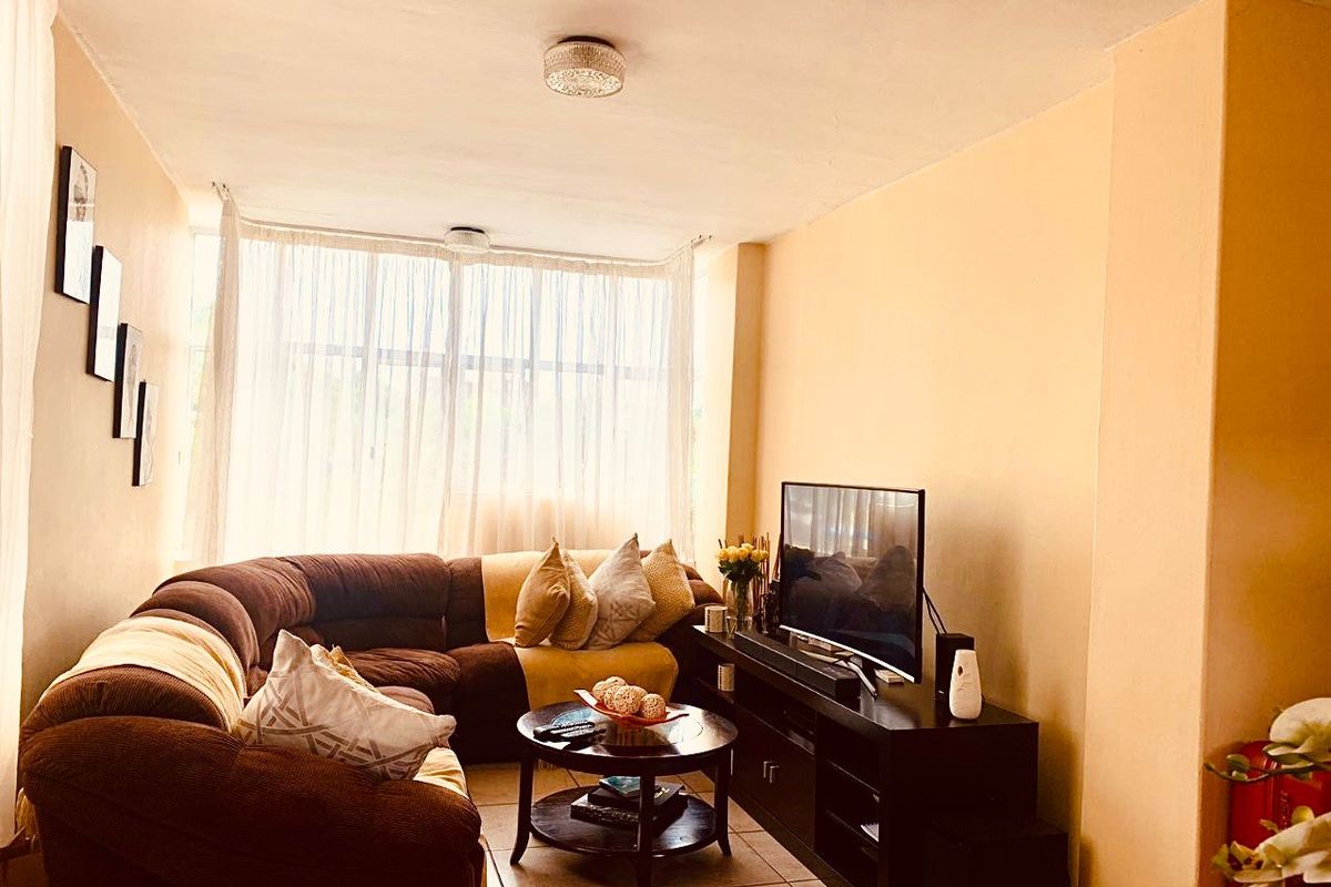 Affordable and Cozy 2-Bedroom Apartment with Investment Potential in Prime Essenwood - Photo 4