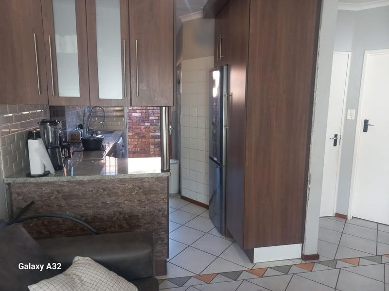 Lovely 2 bedroom Simplex in Terenure - Photo 5