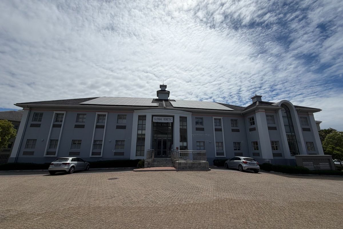 Where Business Meets Lifestyle - Photo 2