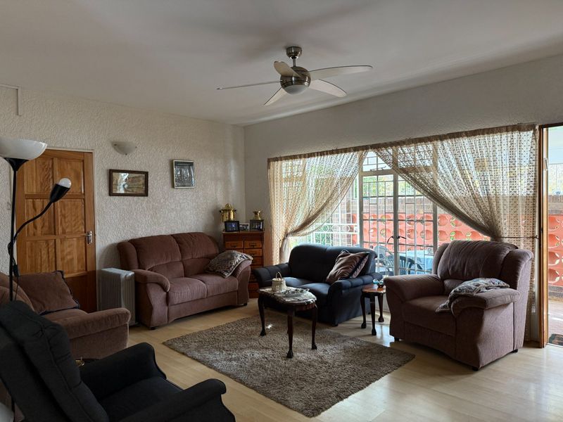 3 Bedroom Townhouse Flamwood - Photo 7