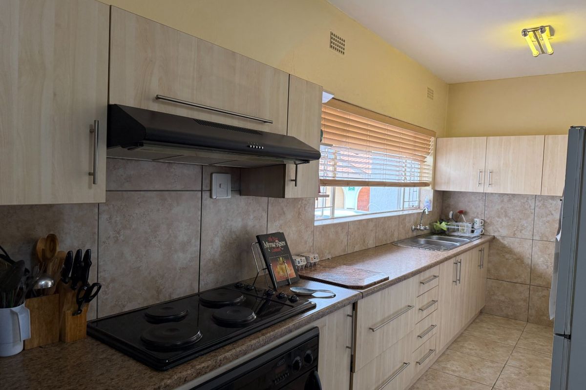 3 Bedroom Townhouse Flamwood - Photo 4