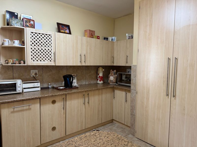 3 Bedroom Townhouse Flamwood - Photo 1