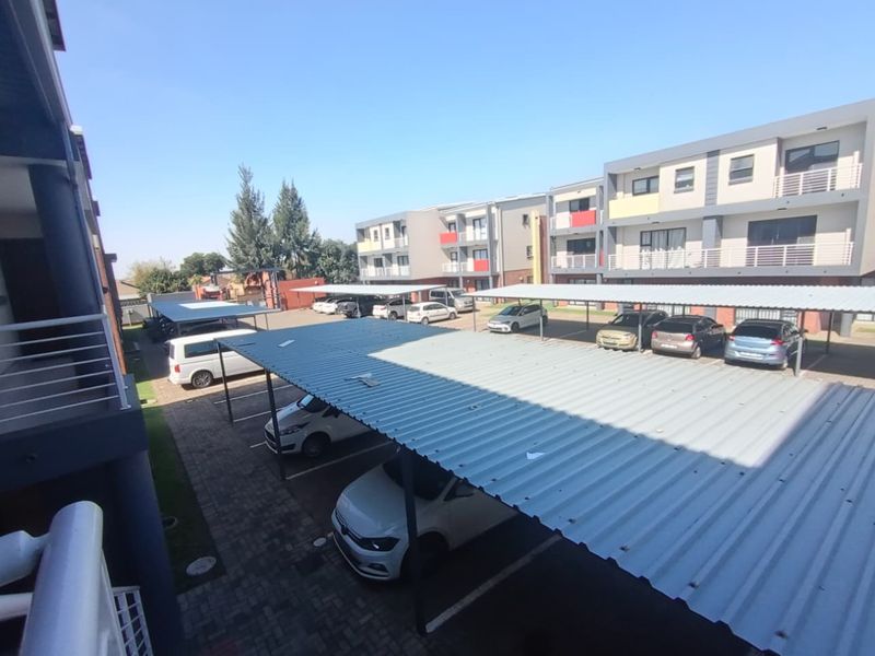 two bedroom eagle heights unit for rent - Photo 2