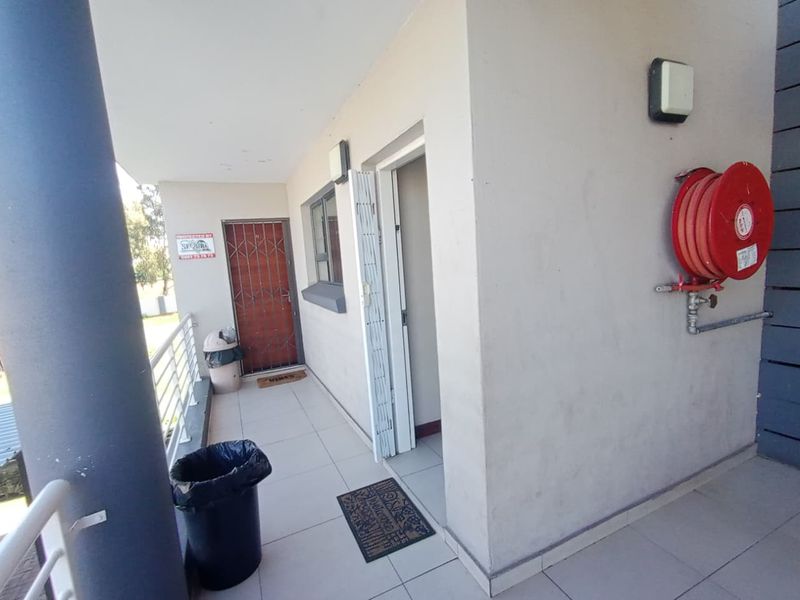 two bedroom eagle heights unit for rent - Photo 10