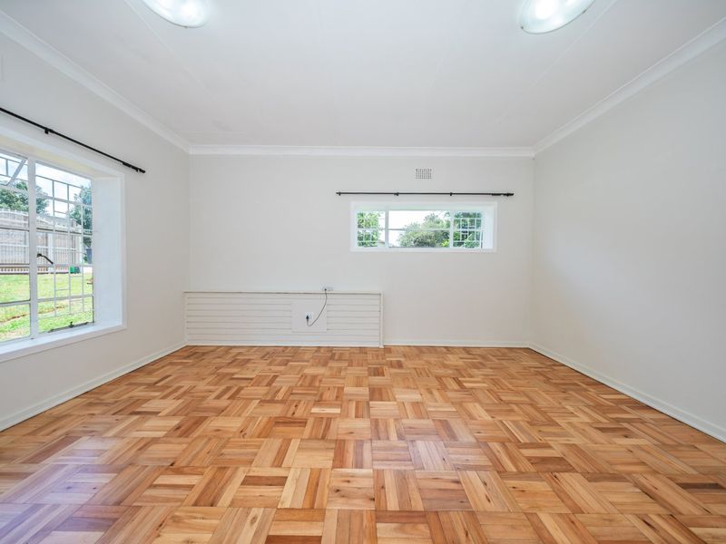 Newly Renovated Home in Lovely Lakeside Village - Photo 3