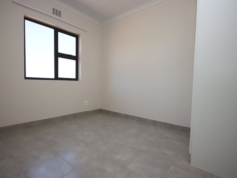 Amalinda Downs- centrally located for all your needs - Photo 4