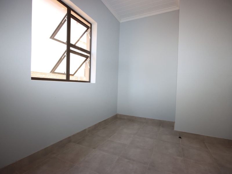 Amalinda Downs, Amalinda, East London. the place to raise your children in a secure estate - Photo 7