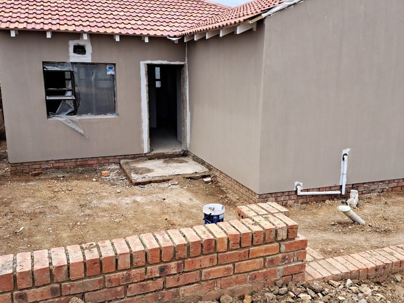 Secure living in Amalinda, at Downs, this is the place to raise your chldren - Photo 2