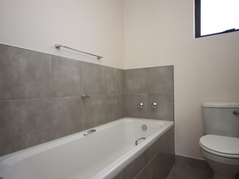 Secure living in Amalinda, at Downs, this is the place to raise your chldren - Photo 4