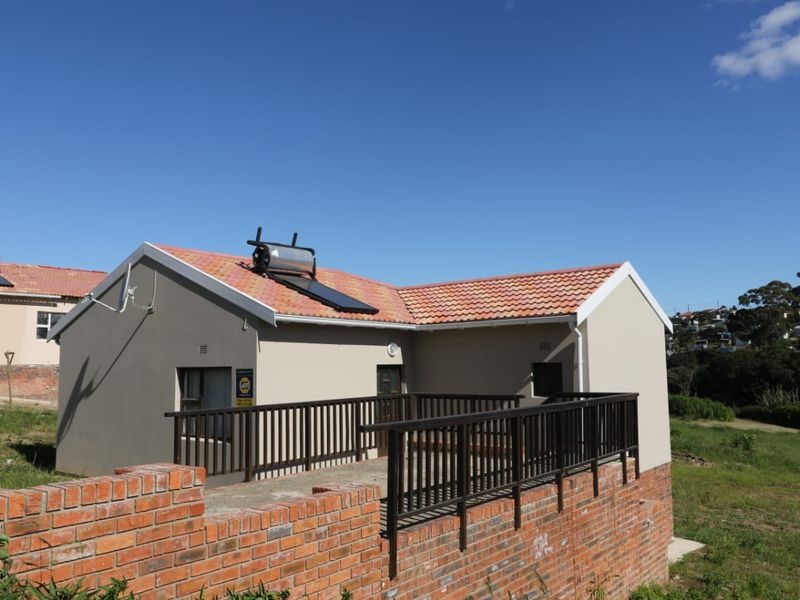 Cosy Amalinda Home with Modern Kitchen - Photo 3