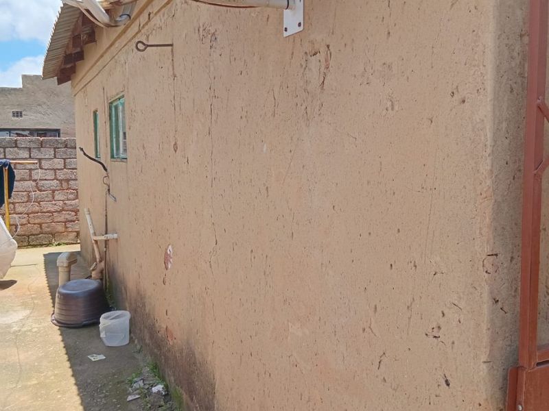 Stunning 2 bedroom House for sale in Tshepisong, Soweto - Photo 4