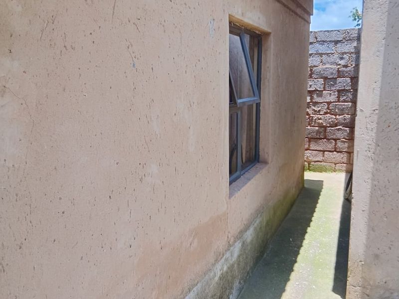 Stunning 2 bedroom House for sale in Tshepisong, Soweto - Photo 5