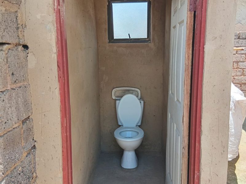 Stunning 2 bedroom House for sale in Tshepisong, Soweto - Photo 6