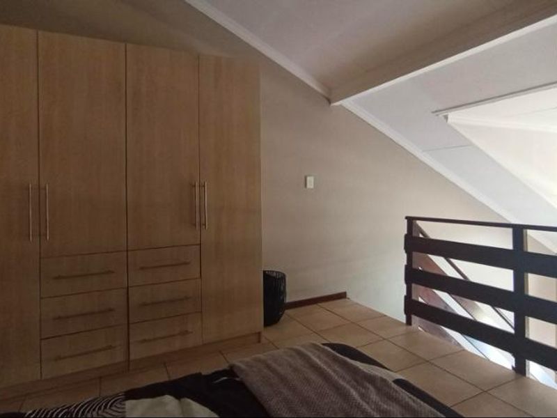 Book a viewing with me today! - Photo 9