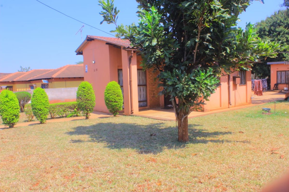 3 Bedroom House to Rent  in P west Thoyandou - Photo 3
