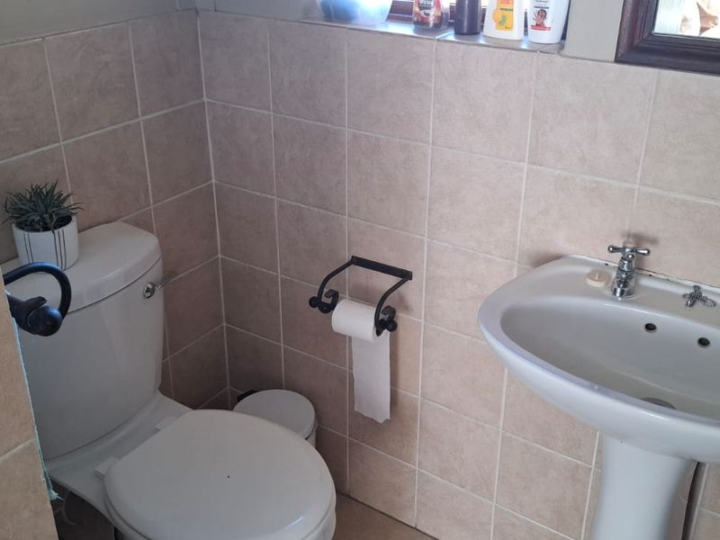 Stylish 3-Bedroom 2 bathroom Duplex Townhouse for Sale in Carlswald Creek – Midrand - Photo 7