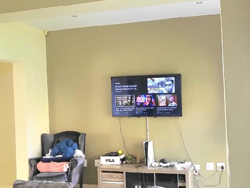 Spacious Double-Storey Family Home in Secure Complex - Photo 5