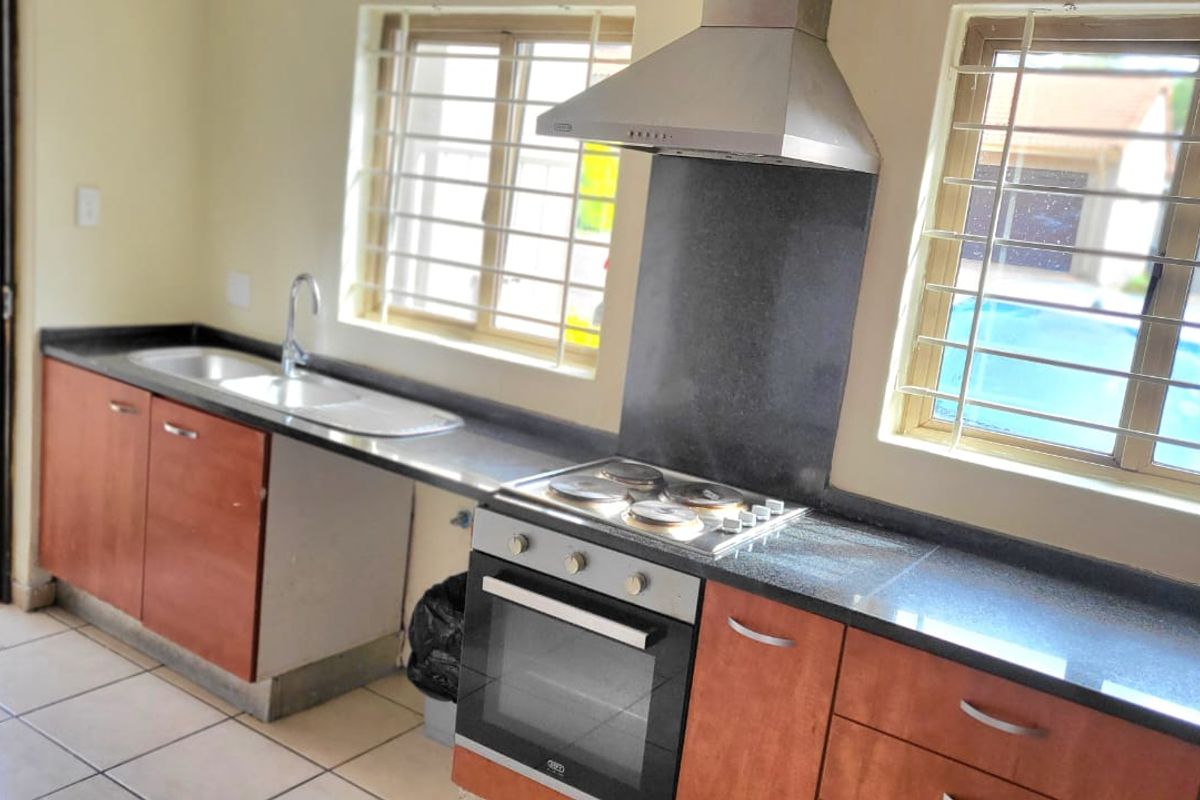 Spacious Double-Storey Family Home in Secure Complex - Photo 2