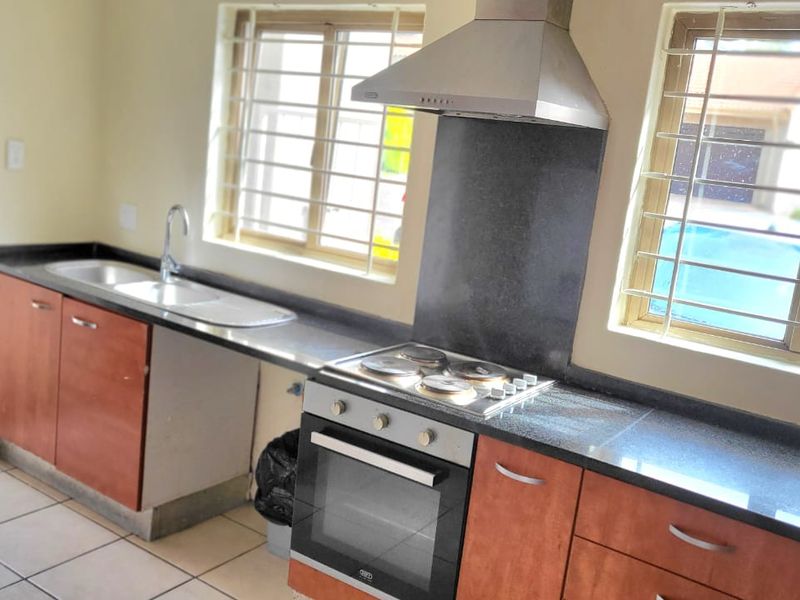 Spacious Double-Storey Family Home in Secure Complex - Photo 2