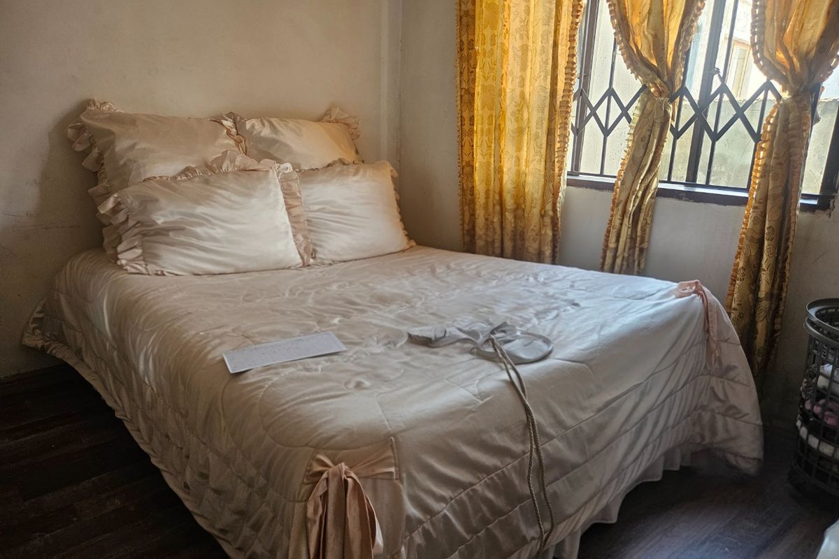 2 BEDROOM HOUSE FOR SALE - Photo 4