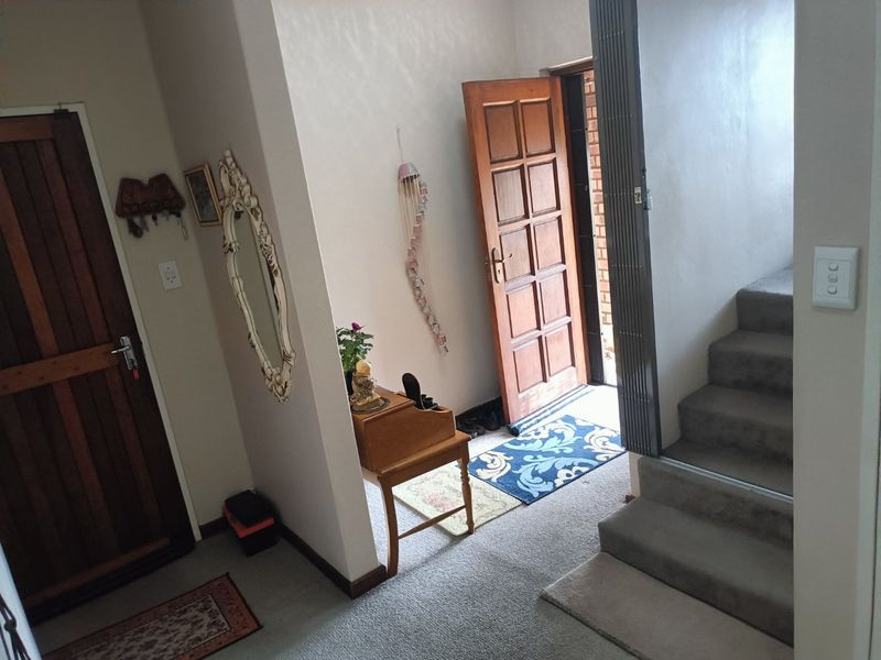 Neat townhouse in Hayfields for sale  - Photo 9