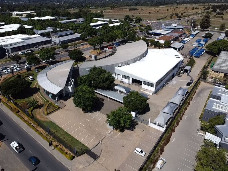 Prime Automotive Dealership with Turnkey Franchise Operations - Photo 4