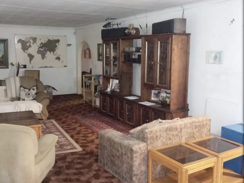 CALLING ON ENTERPRENUES, DEVELOPERS, BUSINESS OWNERS OR JUST A LOVING FAMILY! - Photo 10