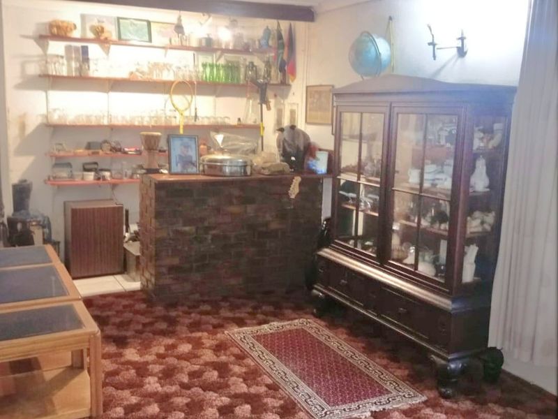 CALLING ON ENTERPRENUES, DEVELOPERS, BUSINESS OWNERS OR JUST A LOVING FAMILY! - Photo 9