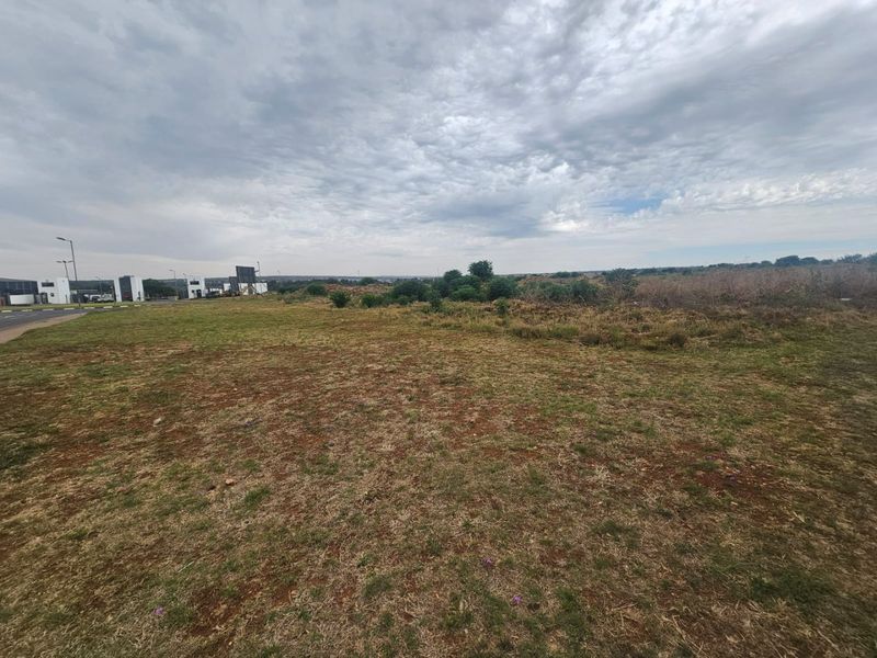 Vacant Land for Sale in West Hills Business Estate - Photo 4