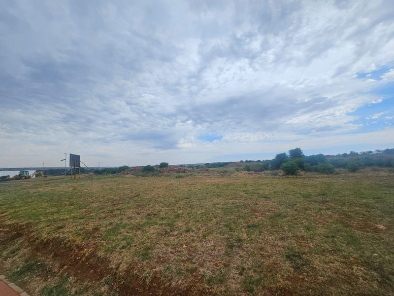 Vacant Land for Sale in West Hills Business Estate - Photo 8
