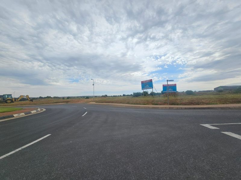 Vacant Land for Sale in West Hills Business Estate - Photo 6